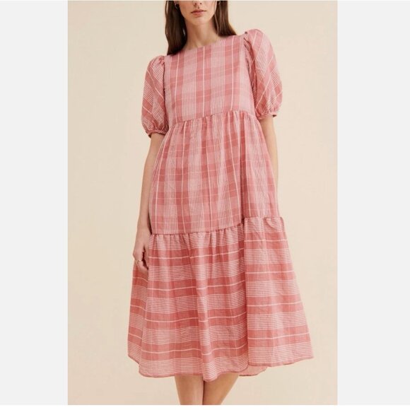 English Factory Dresses & Skirts - English Factory Pink Plaid Puff Sleeve Tie Back Tiered Midi Dress Women's M